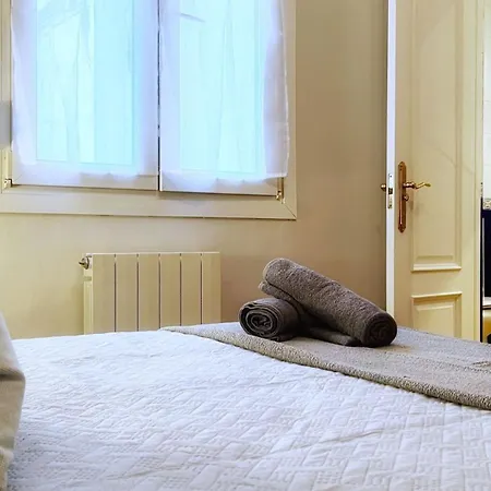 Centrica Y Amplia Vivienda Turistica Con Wifi *
