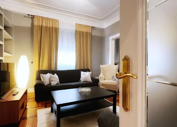 Centrica Y Amplia Vivienda Turistica Con Wifi 빌바오