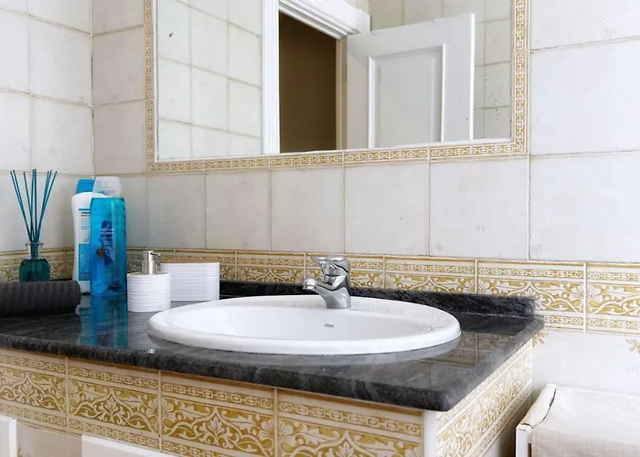 아파트 Centrica Y Amplia Vivienda Turistica Con Wifi *