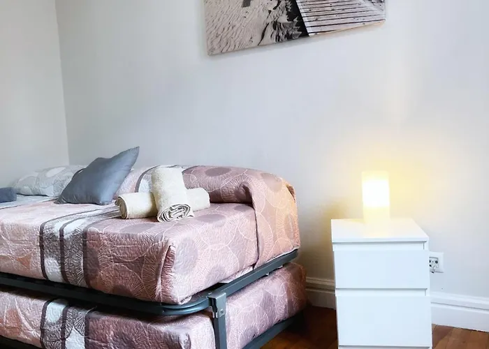 Centrica Y Amplia Vivienda Turistica Con Wifi 빌바오