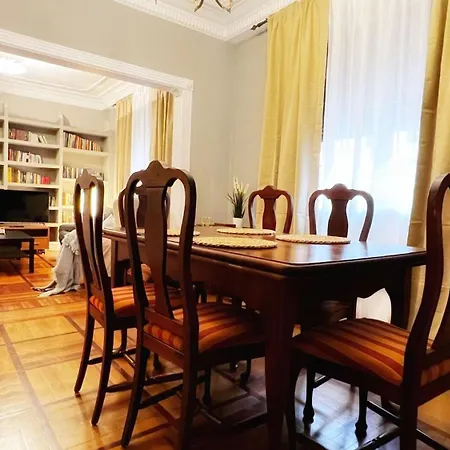 Apartment Centrica Y Amplia Vivienda Turistica Con Wifi