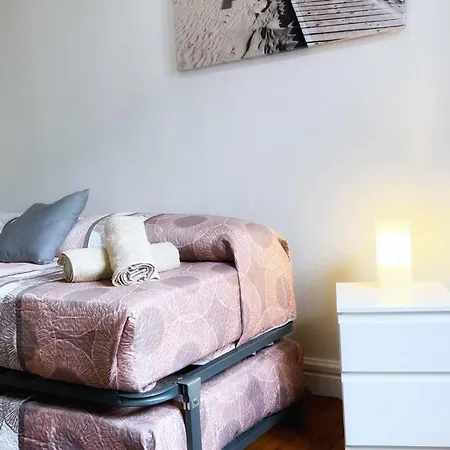 Centrica Y Amplia Vivienda Turistica Con Wifi Бильбао