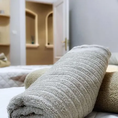 Centrica Y Amplia Vivienda Turistica Con Wifi Apartmán *